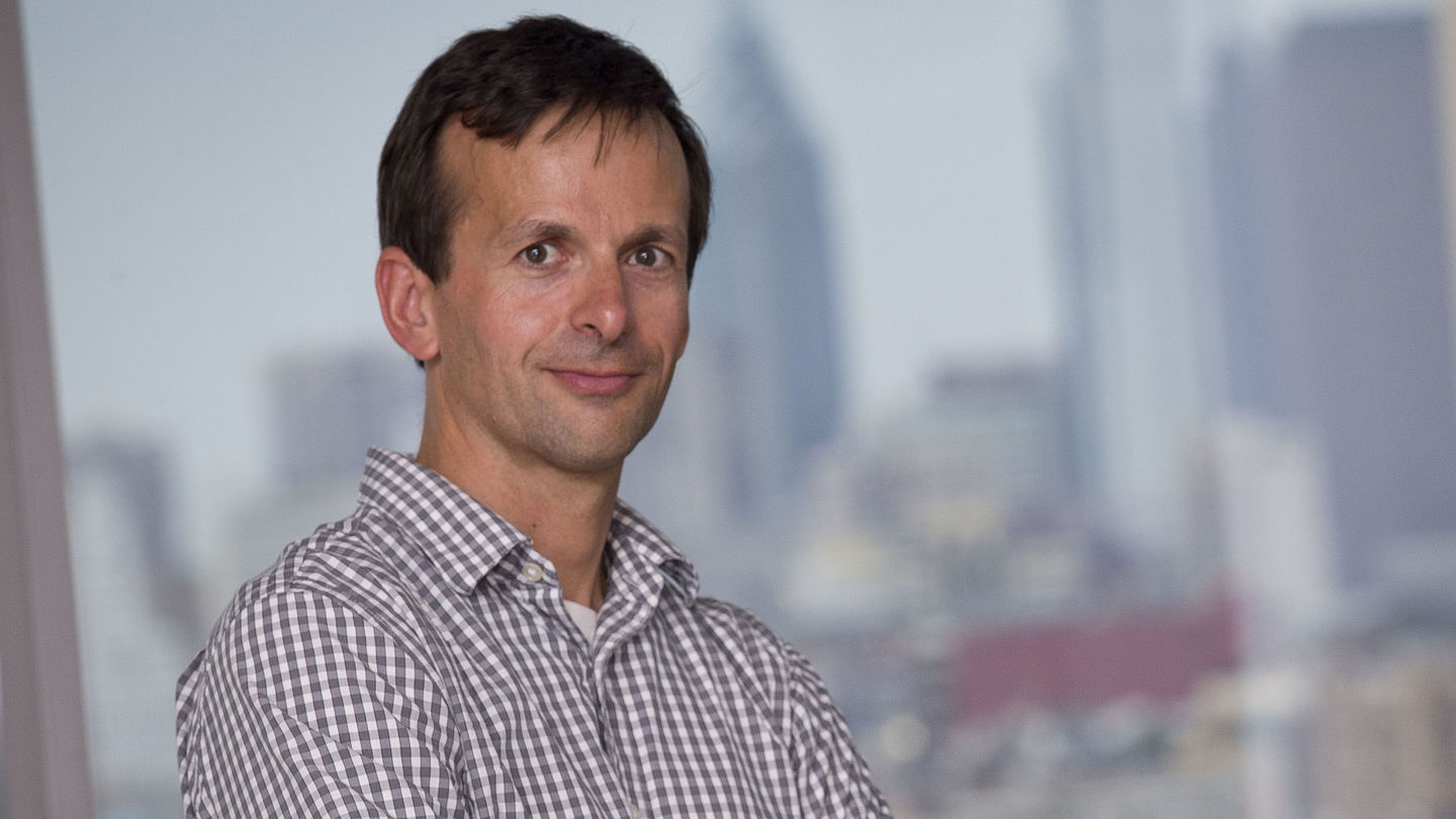 Professor of Evolutionary Genomics Sergei Pond is on the lookout for mutations in the DNA of the coronavirus. Sergei Pond