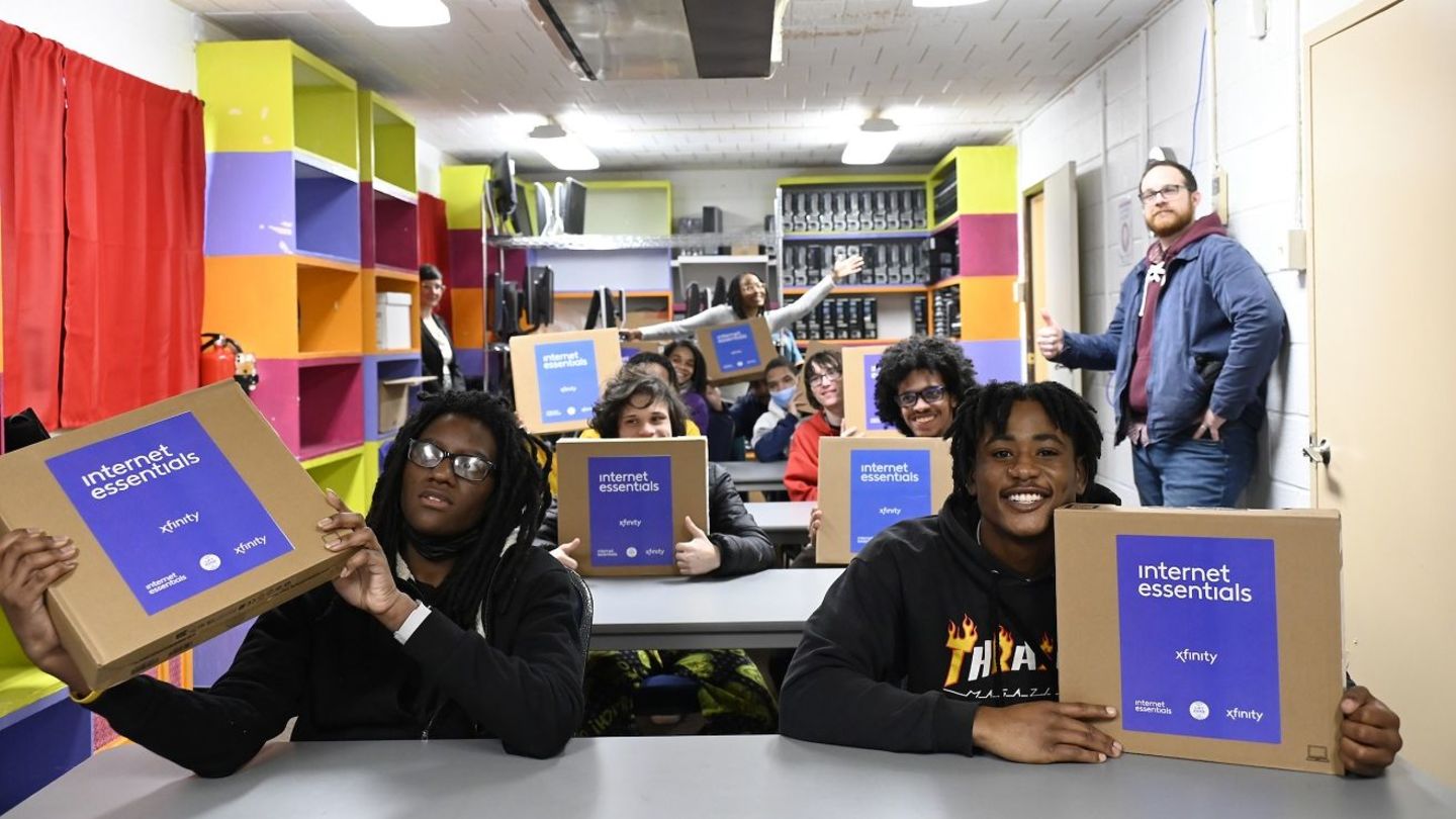 Big Picture Philadelphia is a nonprofit organization that helps youth reengage in school and find a career pathway. Generally, students will submit their computer science projects at the STARS Celebration annual student leadership conference, which allows them to meet with students, National Science Foundation officers and faculty from universities across the U.S. North Philadelphia youth smile for cameras inside Temple University’s Digital Equity Center.